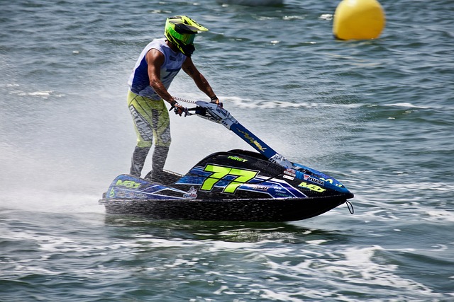 尽管纳兹 尽管纳兹